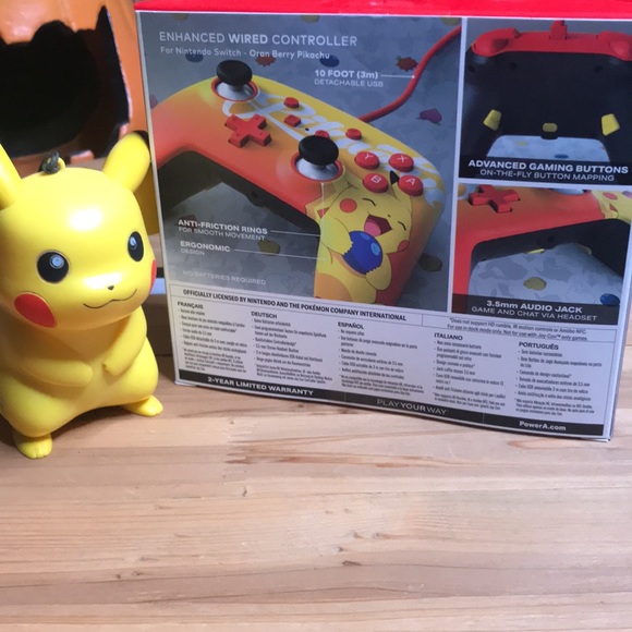 Enhanced Wired Controller for Nintendo Switch - Pokémon: Oran Berry Pikachu - Picture 11 of 16